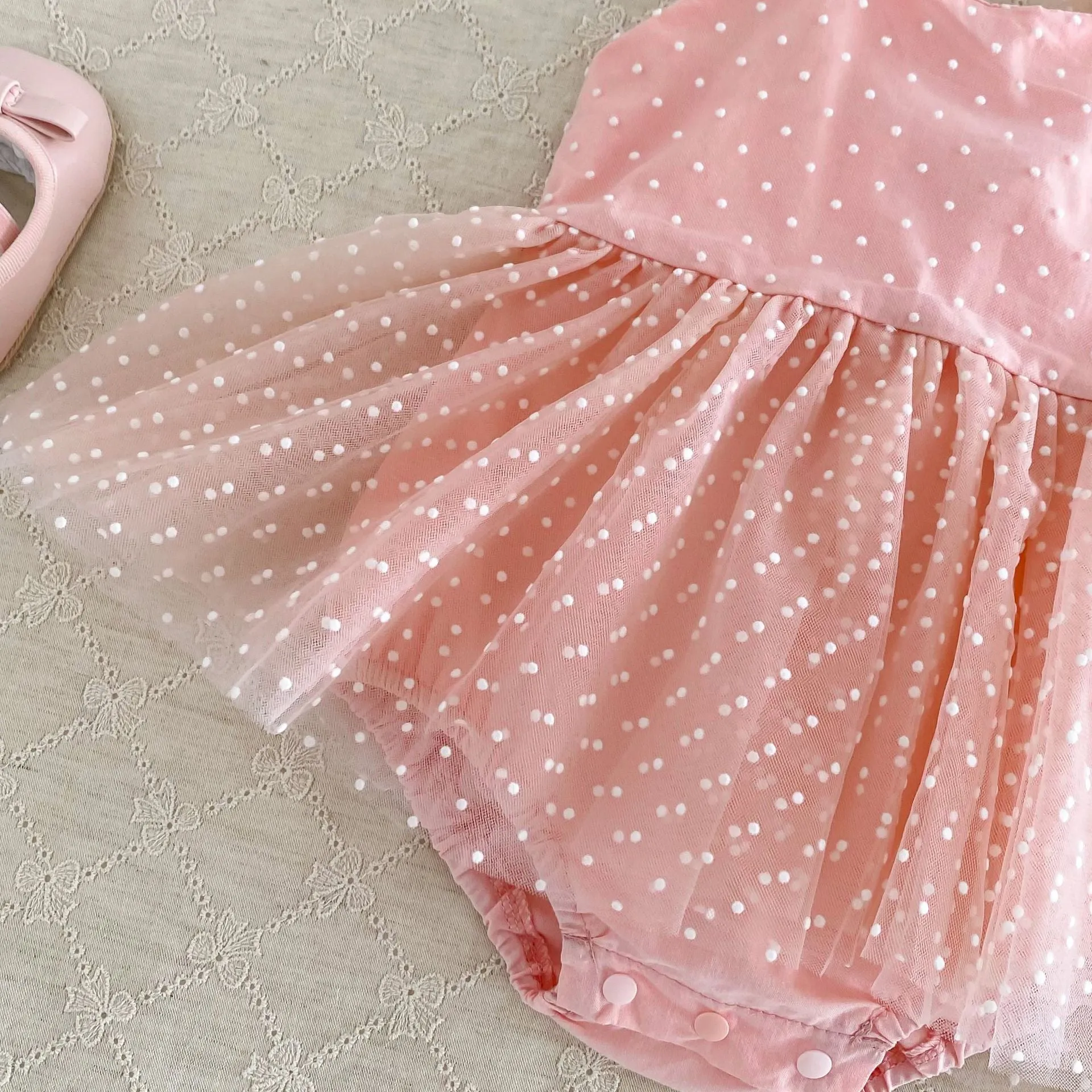 Baby Girls Polka dots Rompers Wholesale 24040948