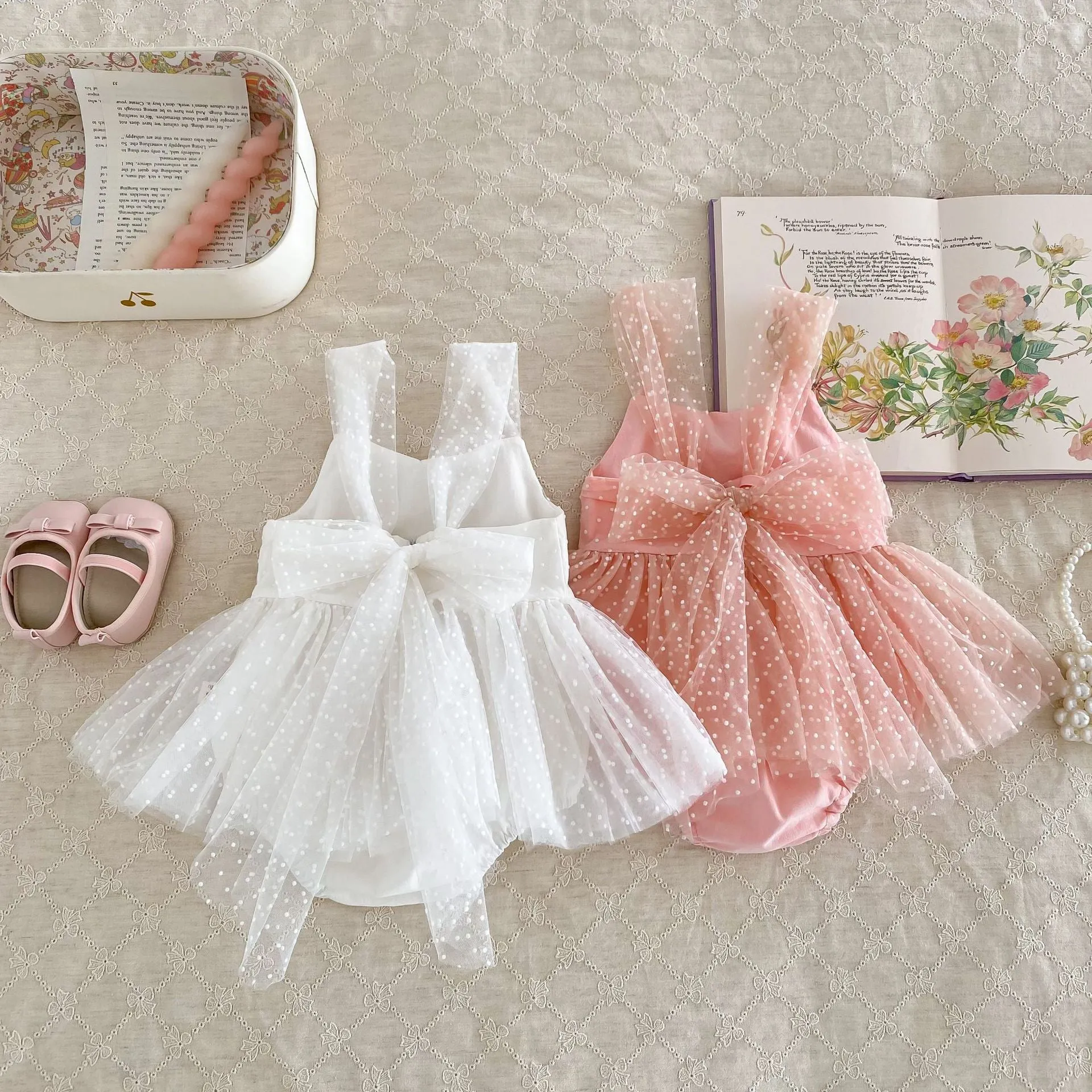 Baby Girls Polka dots Rompers Wholesale 24040948