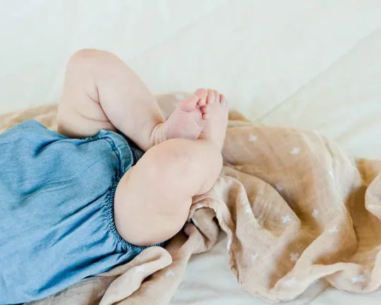 COTTON MUSLIN SWADDLE BLANKET - TAUPE CROSS