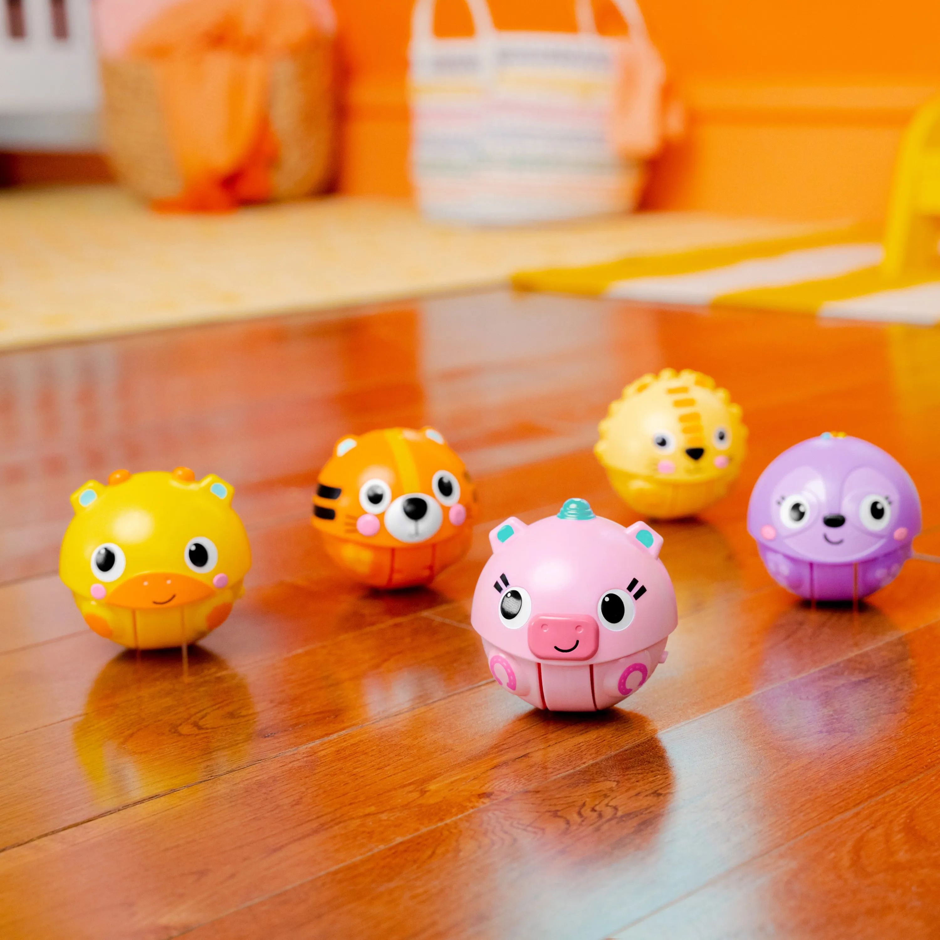 Giggables Roll & Chase Toy