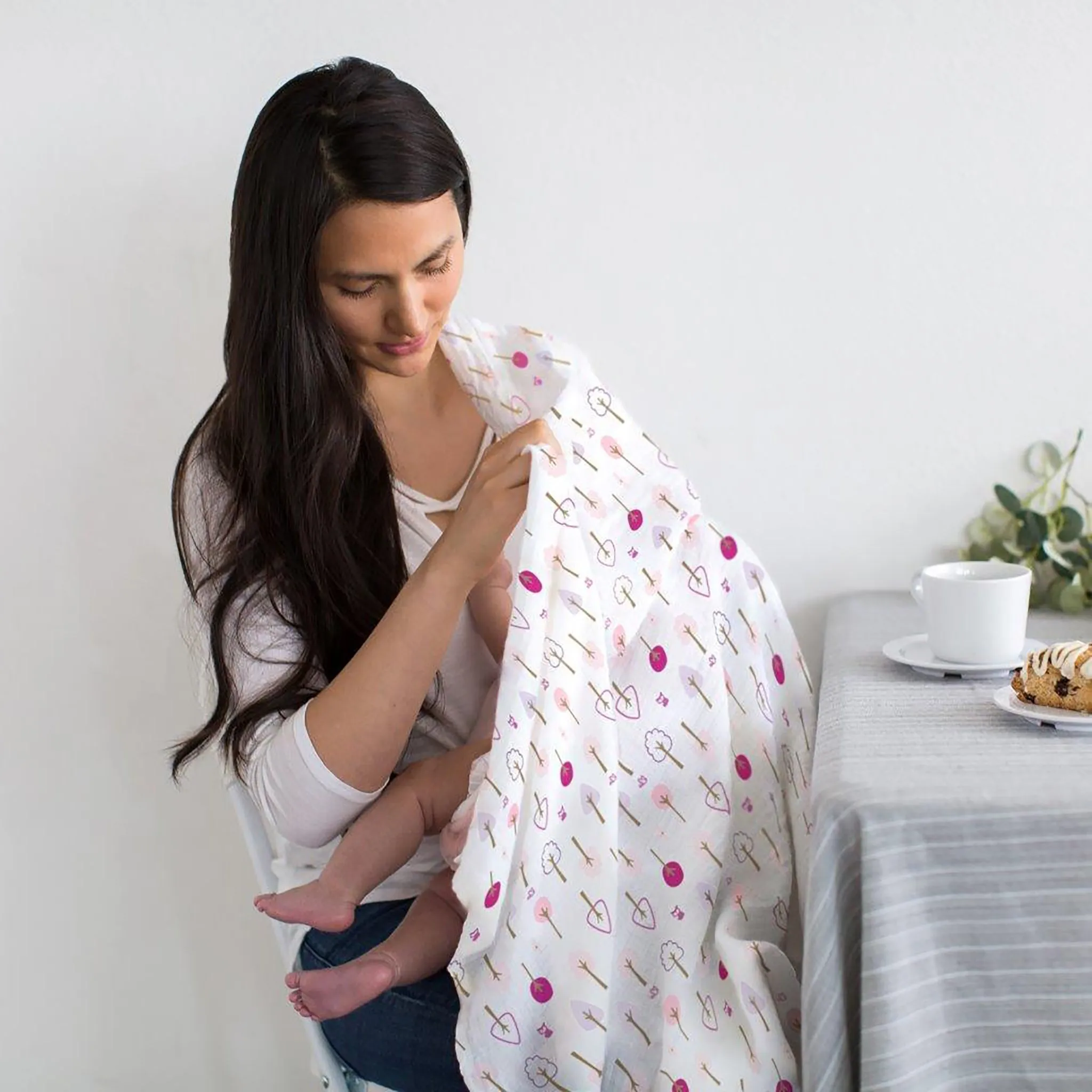 Marquisette Swaddles - Brown Mod on Pastel Pink   Cute & Calm, 2pk