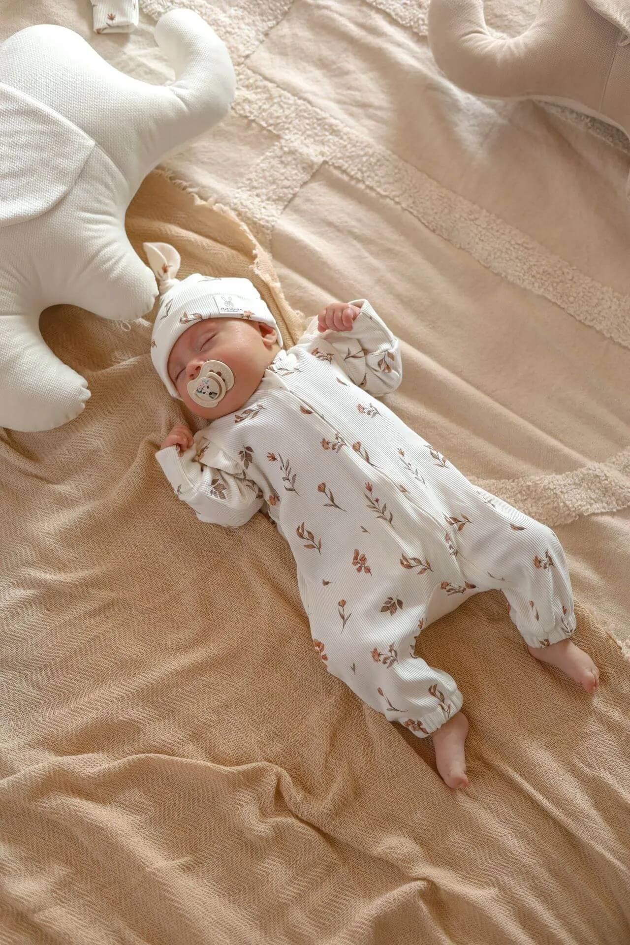 Soft Cotton Ribbed Baby Rompers, Zip Up - Beige Flowers (Newborn -12 months)