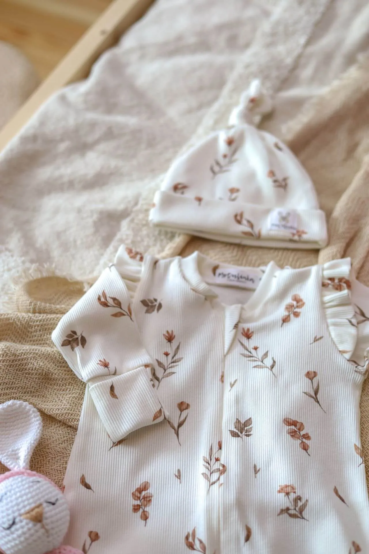Soft Cotton Ribbed Baby Rompers, Zip Up - Beige Flowers (Newborn -12 months)