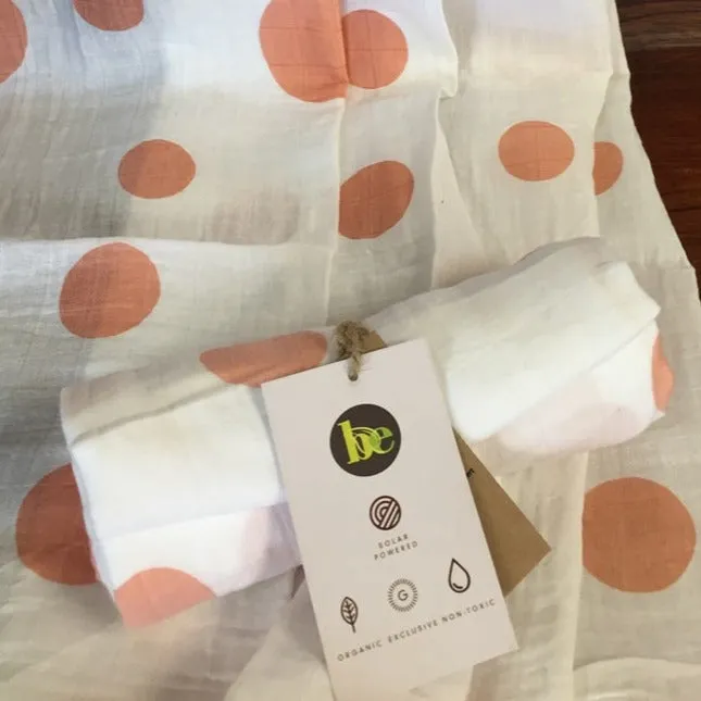 Swaddles